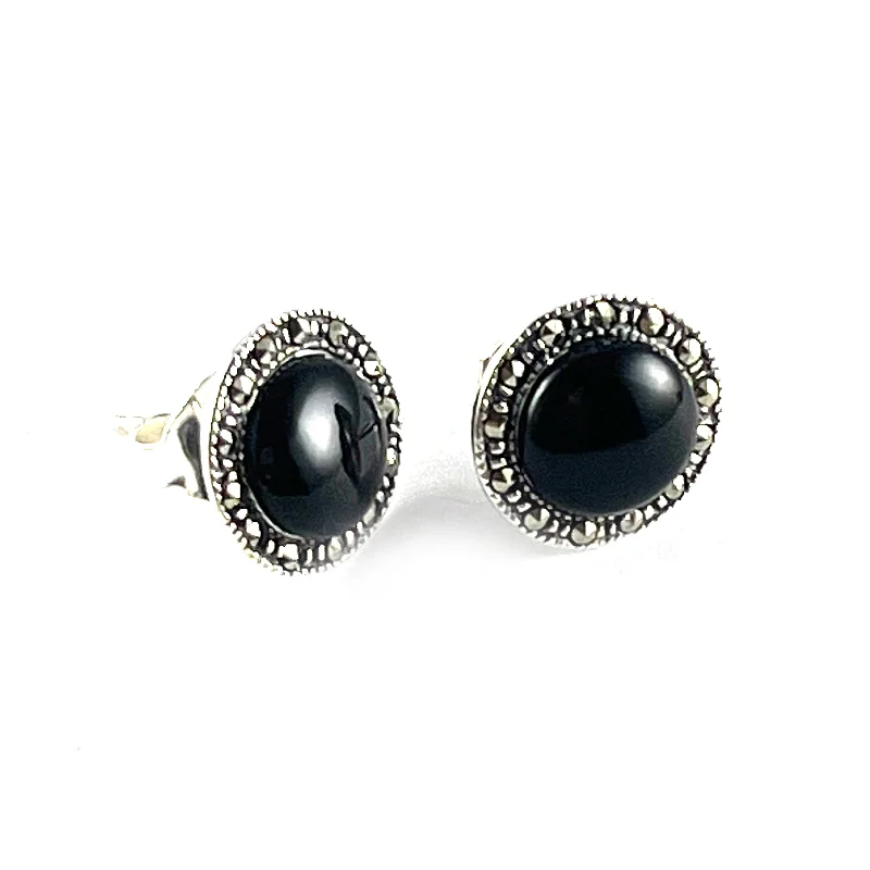 Circle studs silver earring with onyx & marcasite