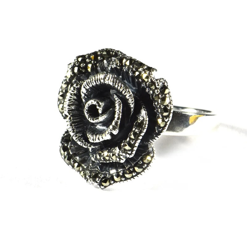 Rose silver ring with marcasite