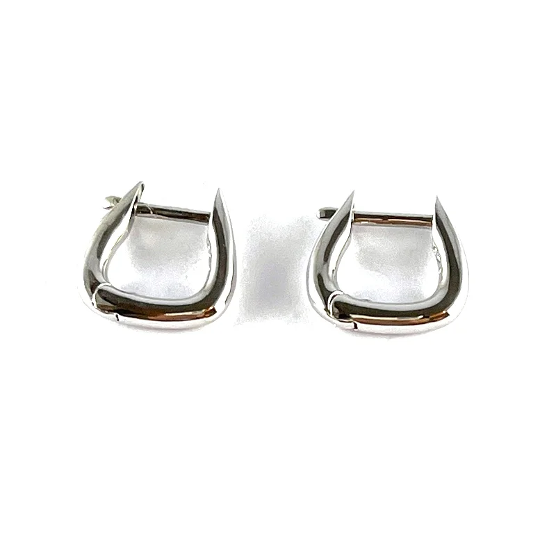 U shape silver circle earring