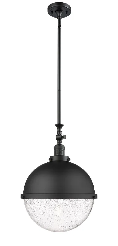 Industrial Style Ceiling Lights with Exposed Bulbs and Metal CagesIndustrial Style Ceiling Lights with Exposed Bulbs and Metal CagesLED Pendant
